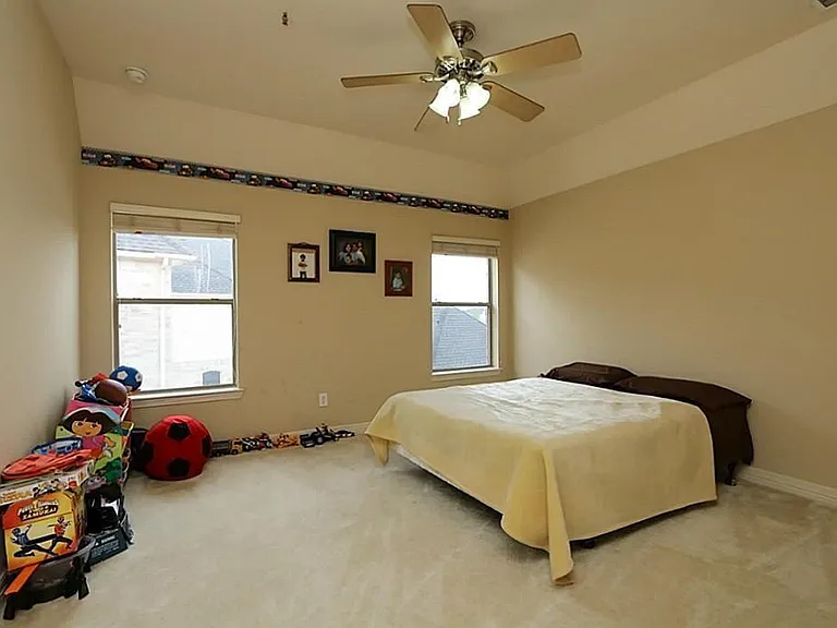7610 Hampton Bay Ln — Photo 14