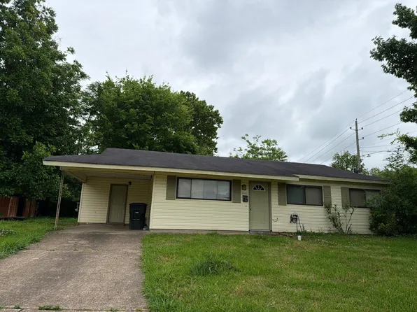 3400 Black Lake Cir, Bossier City, LA 71112