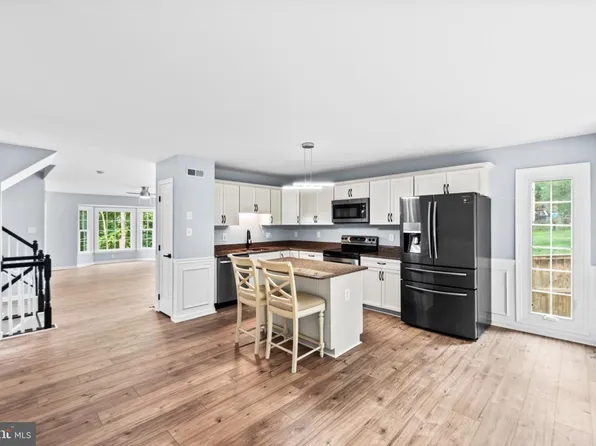 601 Twin Brook Ln, Stafford, VA 22554