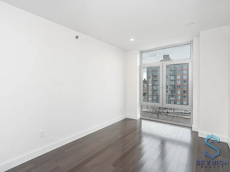 46-02 70th St #6K — Photo 10