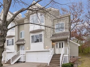 725 Fairfield Cir, Minnetonka, MN 55305