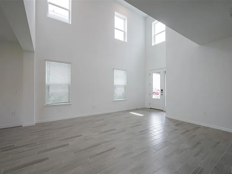 1029 Ladyfish Trl — Photo 5