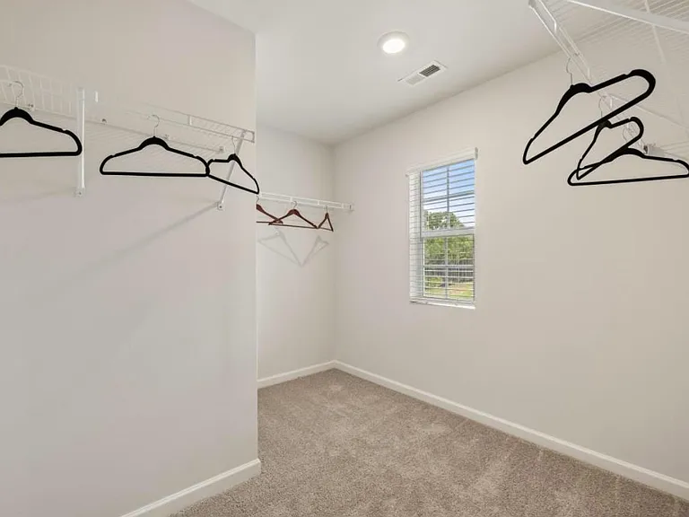63 Oaktree St — Photo 19