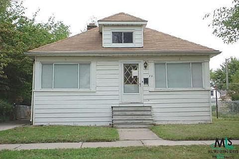 1st image of 80 Grove Park St