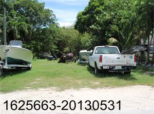 18 Hibiscus Ln, Key Largo, FL 33037