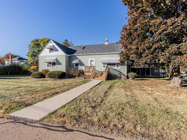 225 Oak St, Princeton, IL 61356