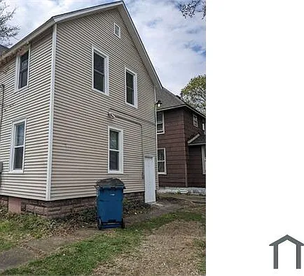 1023 Washington Ave #1 — Photo 6