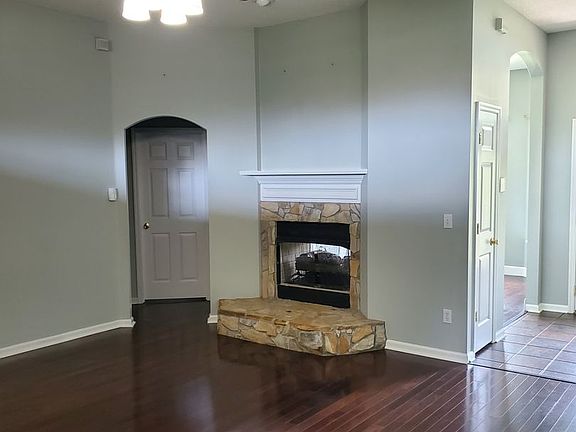 5th image of 2967 Plum Orchard Dr