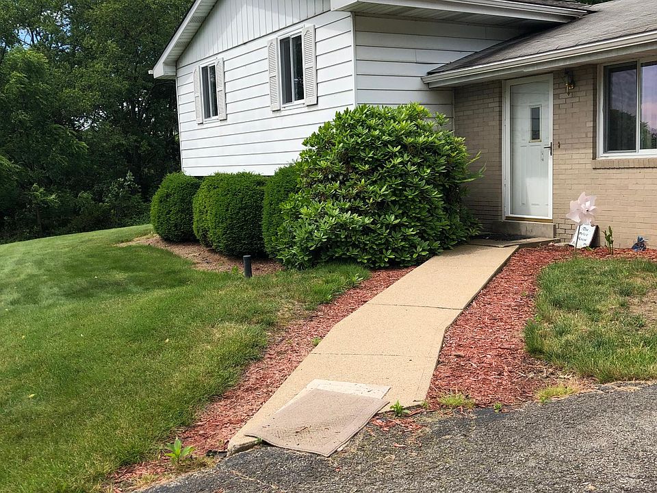 1st image of 111 Galer Dr