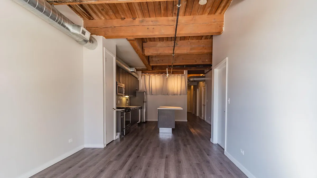 Unit 604 - 1323 S Michigan
