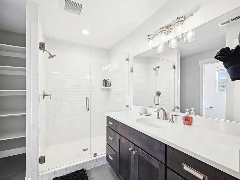 1124 W Wasatch Spring Rd — Photo 21