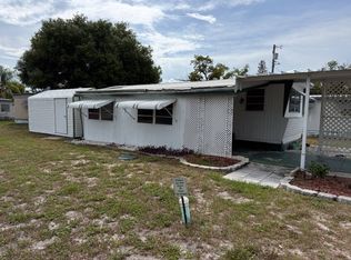 28 Rose Ln, Mount Dora, FL 32757