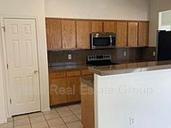 2nd image of 1223 W Alameda St Unit 1