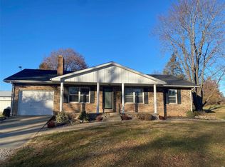 23918 Green Acres Rd, Dow, IL 62022