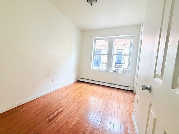 3rd image of 361 Danforth Ave #18E