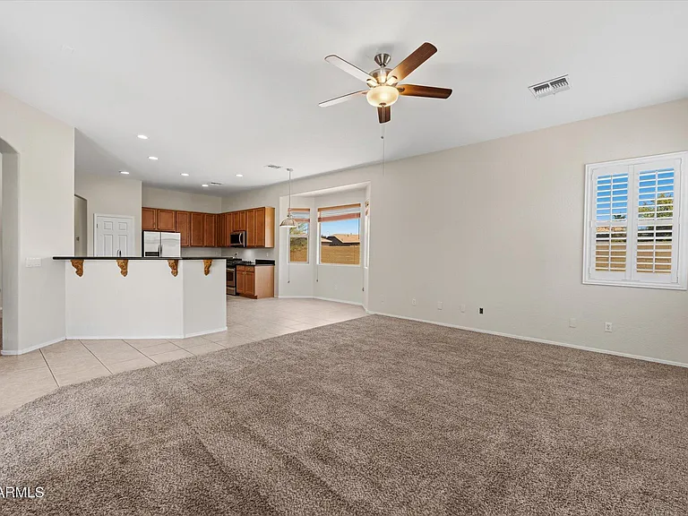 2619 E Hazeltine Way — Photo 9