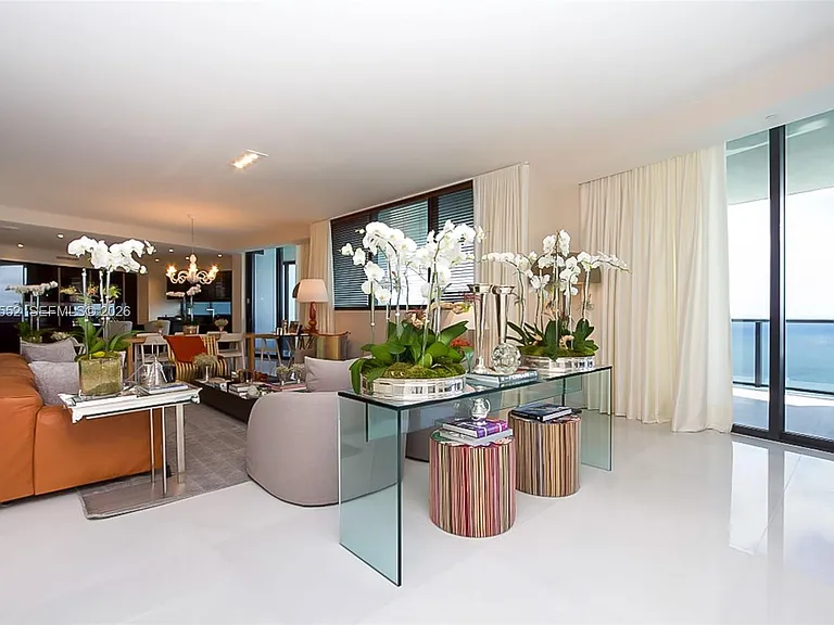 18555 Collins Ave #4605 — Photo 8