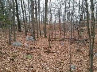 196 Haviland Rd, Stamford, CT 06903