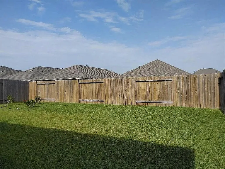 3731 Homestead Ridge Ln — Photo 14