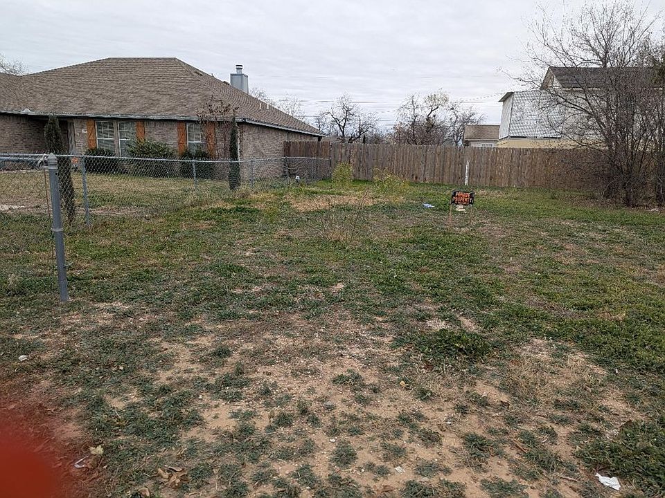2nd image of 117 W 26th St #7-8