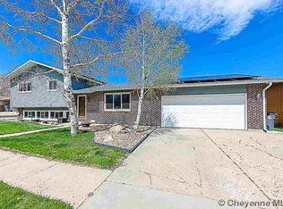 1041 Everglade Dr, Cheyenne, WY 82001