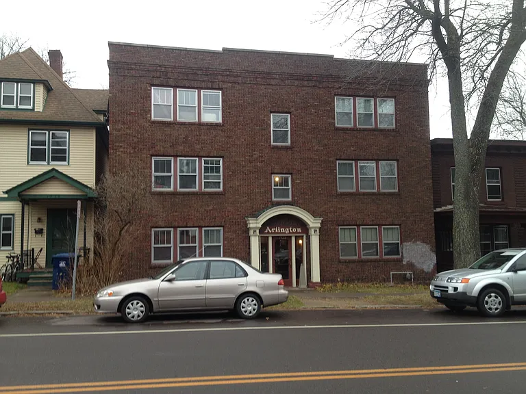 1928 E Superior St #4 — Photo 13