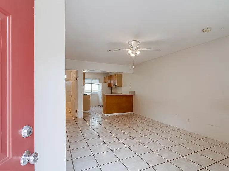 B Street | Apartments Near Balboa Park - Studios, 1 & 2 Bedrooms — Photo 27