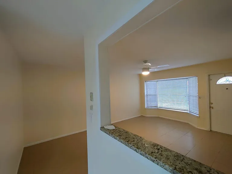 742 Bywood Dr NE — Photo 5