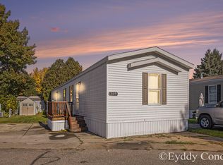 565 Sluyter St SE, Kentwood, MI 49548