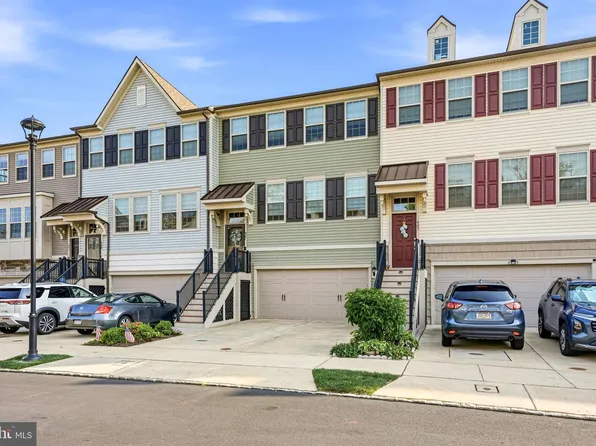 487 Rowan St, Warminster, PA 18974