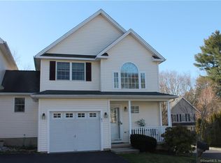 45 Copper Beech Ln #45, Portland, CT 06480