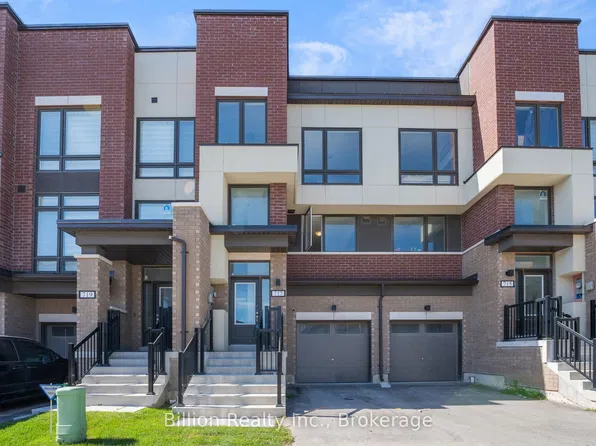 717 Heathrow Path, Oshawa, ON L1K 3C1