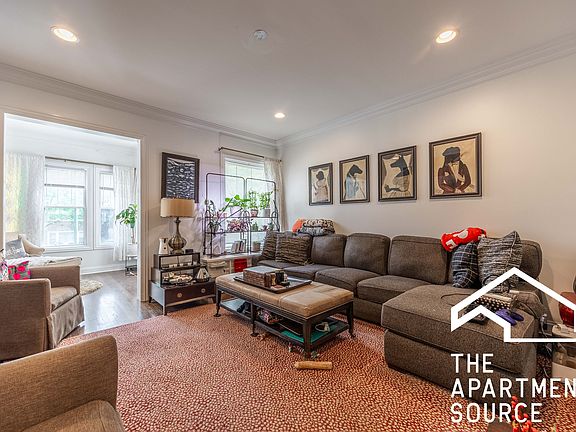 5th image of 4852 N Talman Ave #1