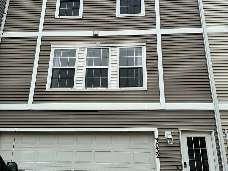 3032 SW Arlan Ln — Photo 1