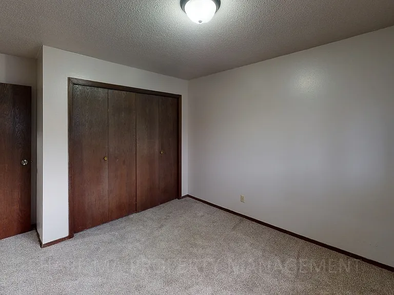 Dakota Apartments LLC — Photo 15