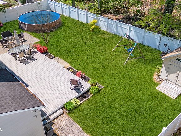 5th image of 644 Weston Drive