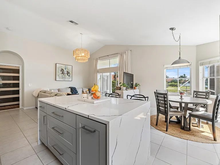 3817 Miramontes Cir — Photo 17
