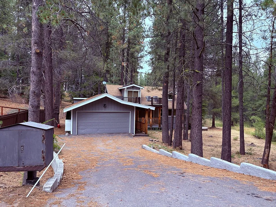 1584 Sitka Cir