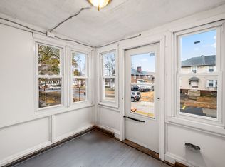 918 Macadam St, Chester, PA 19013