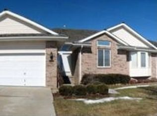 17140 Cypress St, Omaha, NE 68136