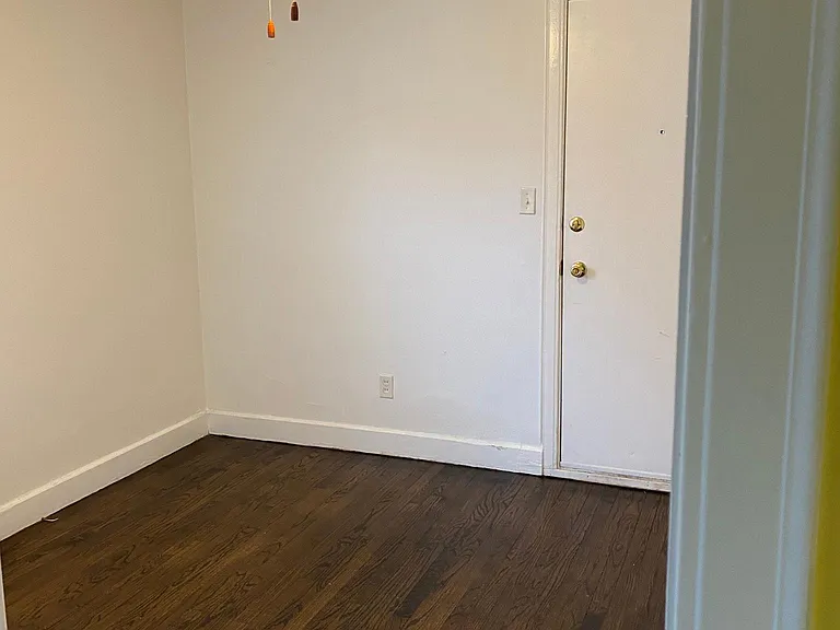 767 Riverbank St #1 — Photo 7