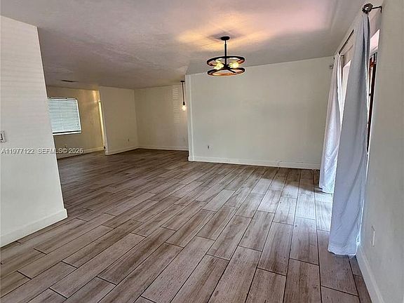 4th image of 16665 SW 93rd Ct