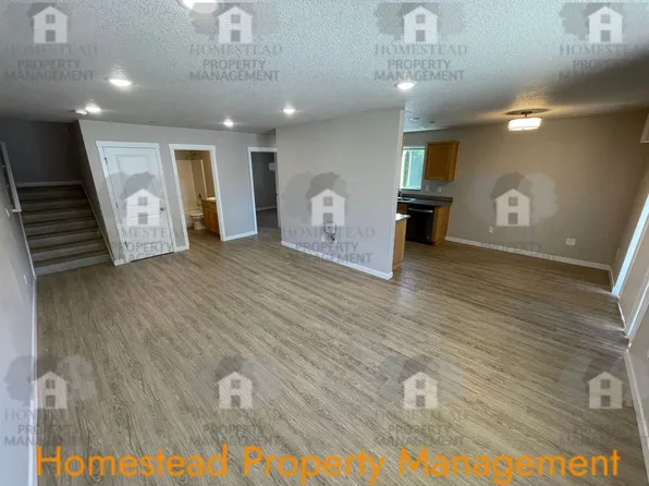 351 N Broad St #1-4, Monmouth, OR 97361