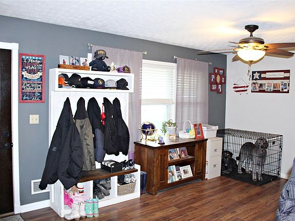 3rd image of 226 Lawson St