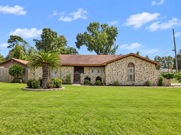 12803 Verdun Dr, Houston, TX 77049