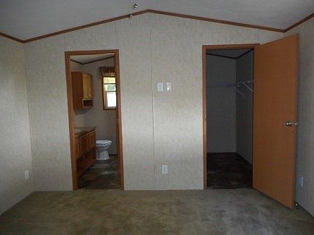 Mater w/bath and walk in 