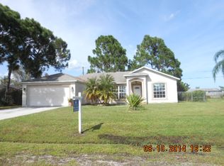 2307 SE Holland St, Port Saint Lucie, FL 34952