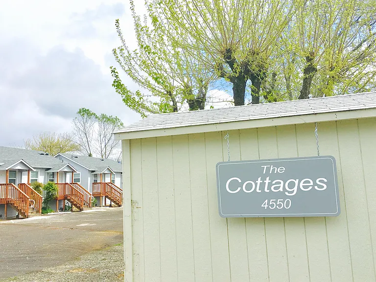 4550 Lakeshore Blvd — Photo 25