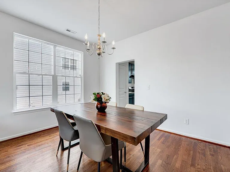 1005 Martin Bench Ct — Photo 18
