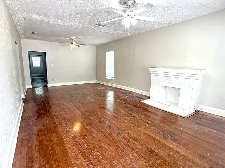 4106 W Arch St — Photo 23